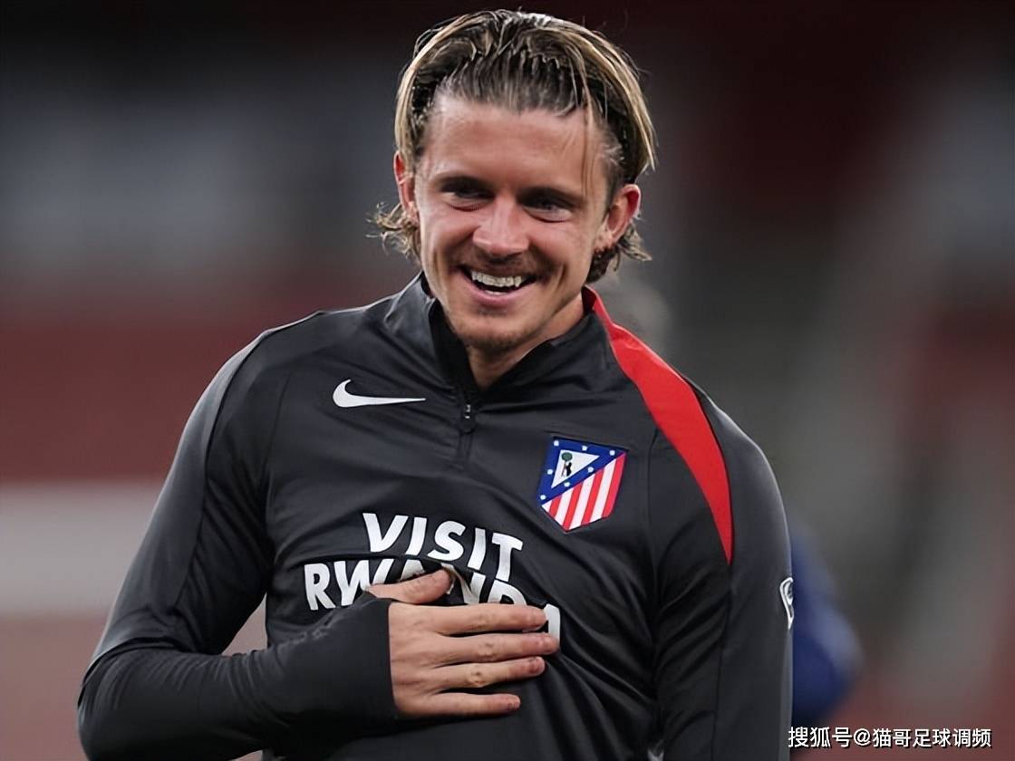 4000万欧！热刺压哨签下加拉格尔，中场危机迎强心针